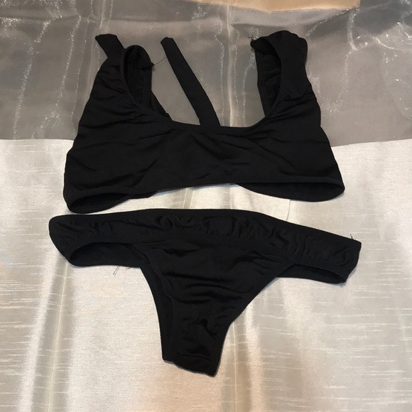 Other - 🎉Black Bikini Set! Top and Bottom Included!